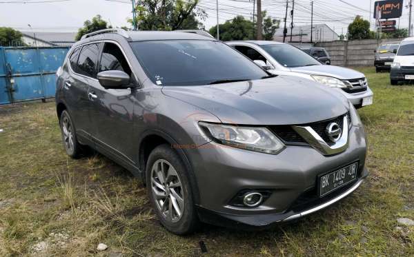 NISSAN X TRAIL 2.5