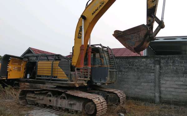 SUMITOMO SH210-6