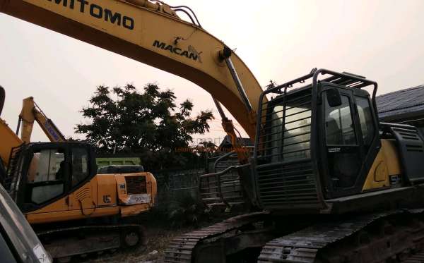 SUMITOMO SH210-6