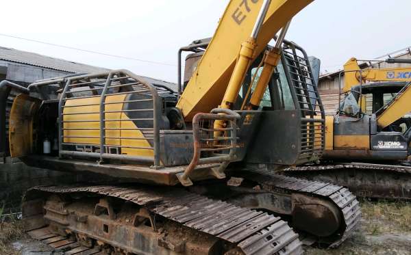 SUMITOMO SH210-6
