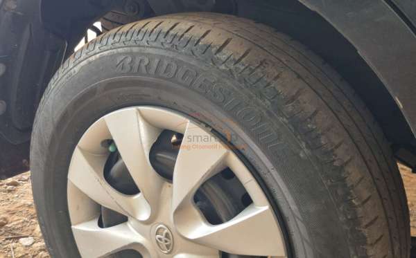 TOYOTA  AVANZA  1.3 E
