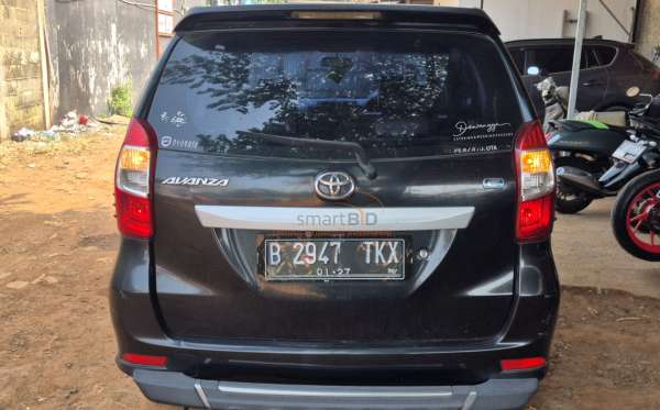 TOYOTA  AVANZA  1.3 E