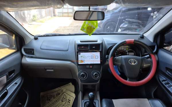 TOYOTA  AVANZA  1.3 E
