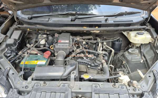 TOYOTA  AVANZA  1.3 E