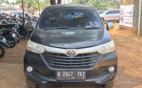 TOYOTA  AVANZA  1.3 E