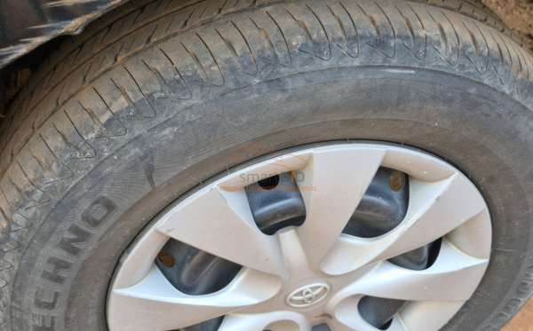 TOYOTA  AVANZA  1.3 E
