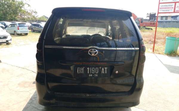 TOYOTA AVANZA 1.3 G