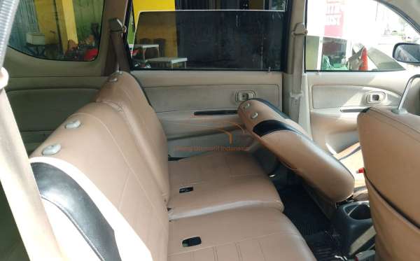 TOYOTA AVANZA 1.3 G