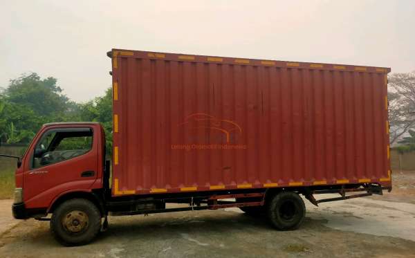 TOYOTA DYNA RINO XT 130 PS 6R BOX