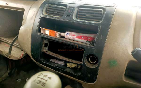 TOYOTA DYNA RINO XT 130 PS 6R BOX