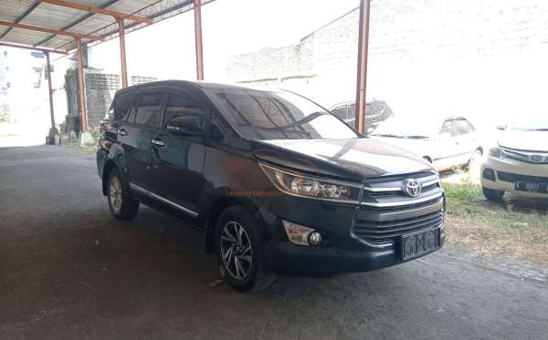 TOYOTA  INNOVA  2.4 G