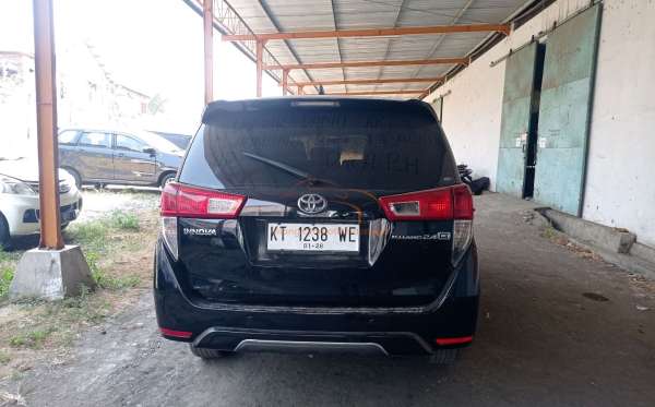 TOYOTA  INNOVA  2.4 G