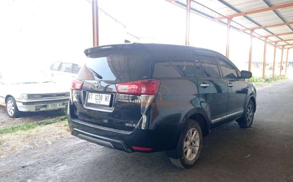TOYOTA  INNOVA  2.4 G