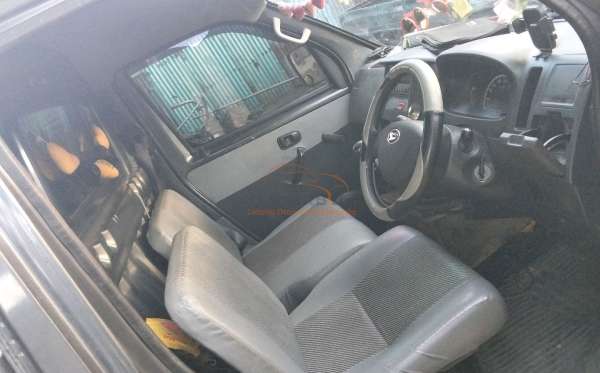 DAIHATSU GRAN MAX