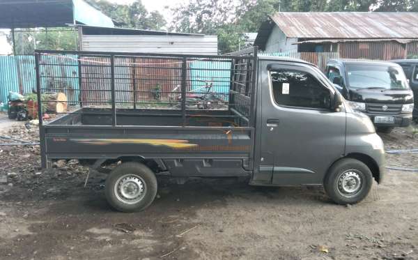 DAIHATSU GRAN MAX