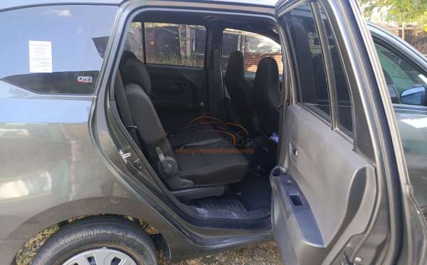 DAIHATSU SIGRA M