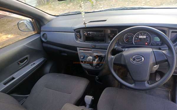 DAIHATSU SIGRA M