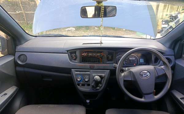 DAIHATSU SIGRA M