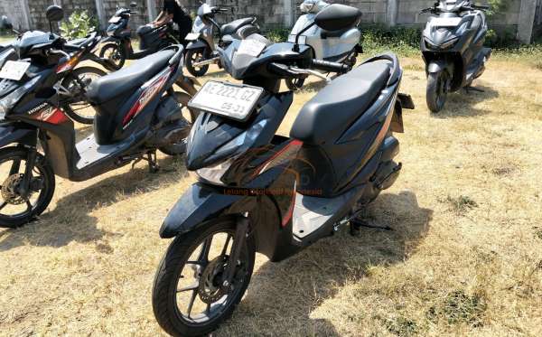 HONDA  BEAT