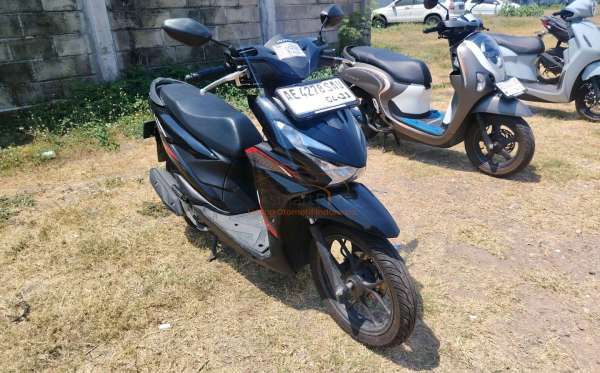 HONDA  BEAT