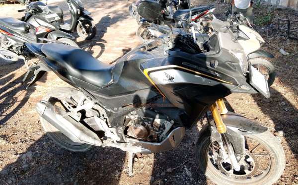 HONDA CB 150 X