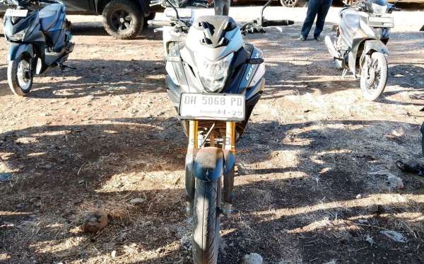 HONDA CB 150 X