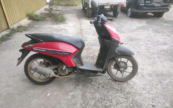 HONDA  GENIO