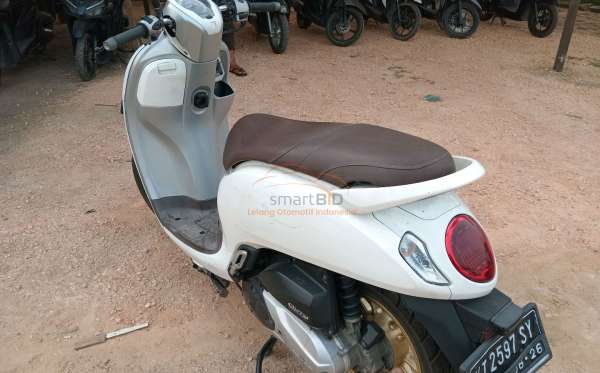 HONDA SCOOPY