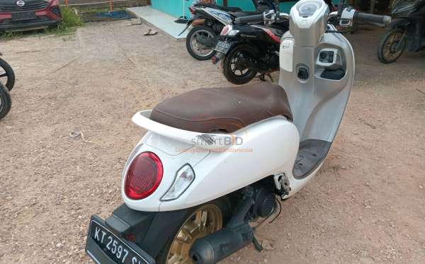 HONDA SCOOPY