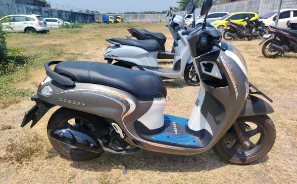 HONDA  SCOOPY