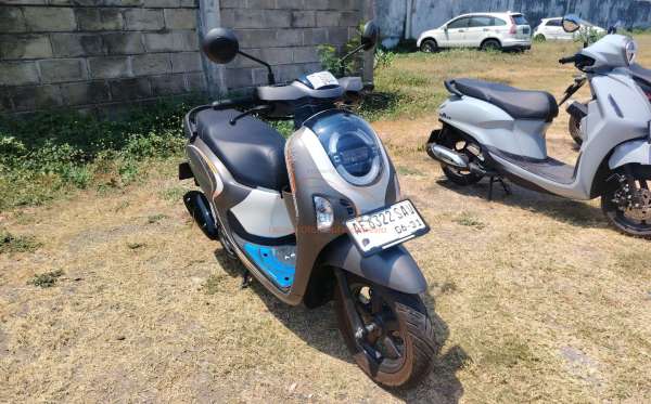 HONDA  SCOOPY