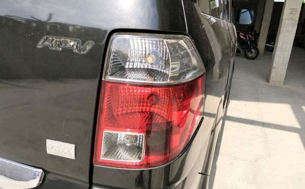 SUZUKI  APV  DLX