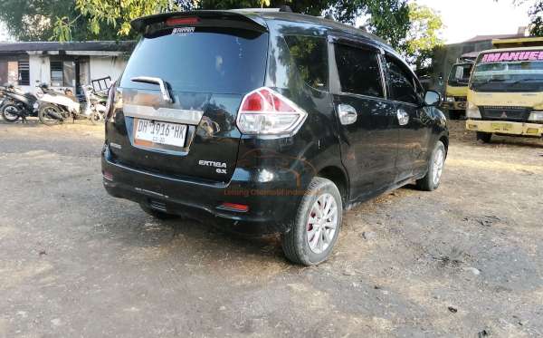 SUZUKI  ERTIGA  SDX