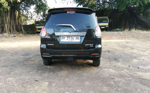 SUZUKI  ERTIGA  SDX