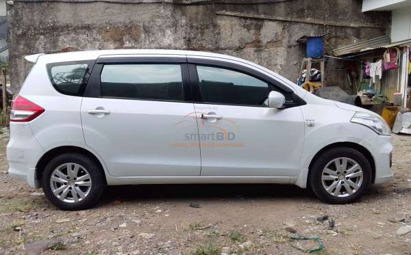 SUZUKI  ERTIGA
