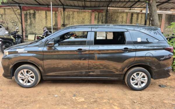 TOYOTA AVANZA E