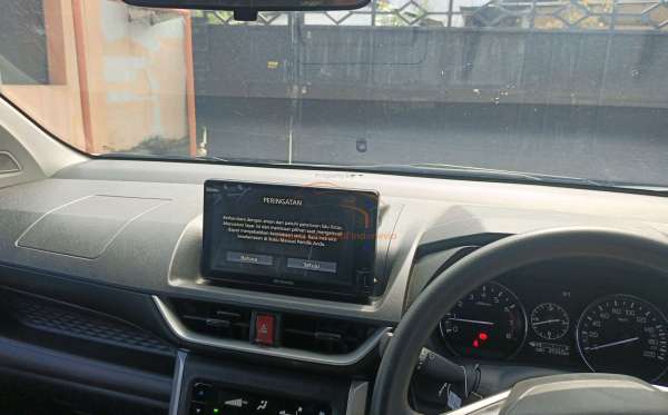 TOYOTA AVANZA