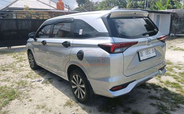 TOYOTA AVANZA