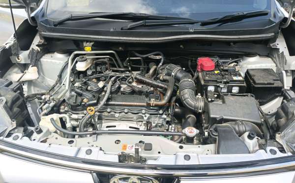 TOYOTA AVANZA