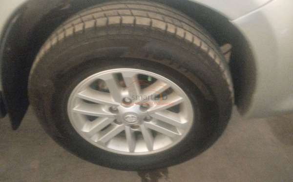 TOYOTA FORTUNER G 2.5