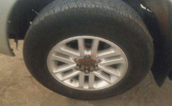 TOYOTA FORTUNER G 2.5