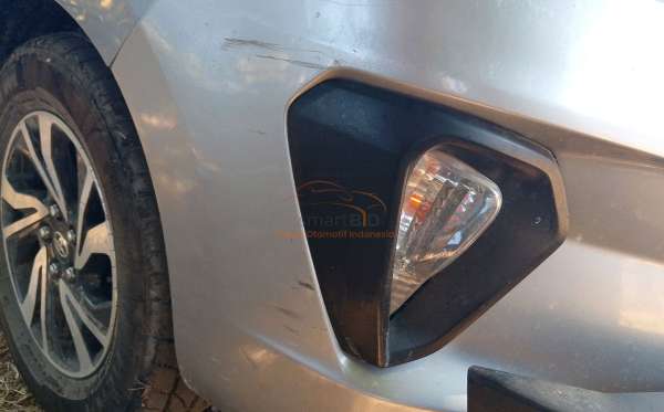 TOYOTA  INNOVA  G