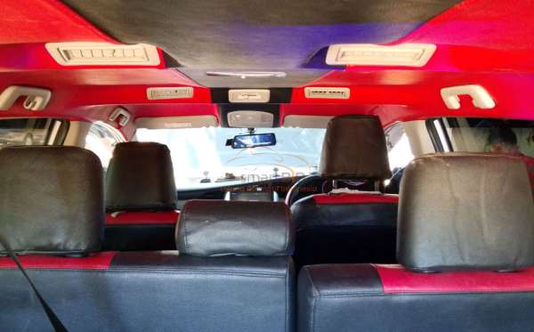 TOYOTA  INNOVA  G