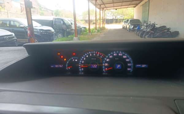 TOYOTA NAV1 V