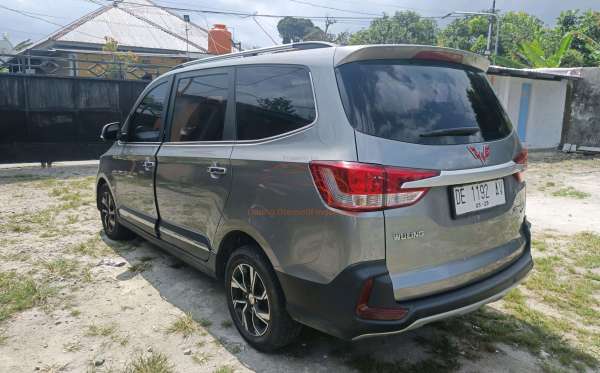 WULING  CONFERO  S 1.5L