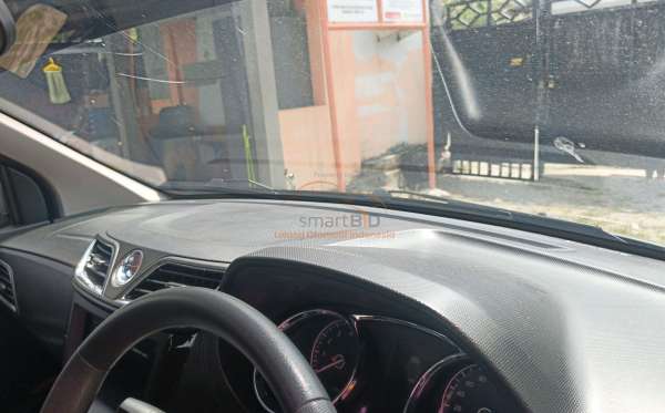 WULING  CONFERO  S 1.5L