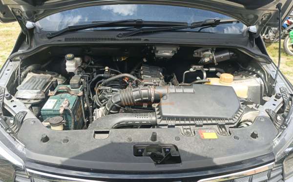 WULING  CONFERO  S 1.5L