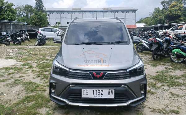WULING  CONFERO  S 1.5L