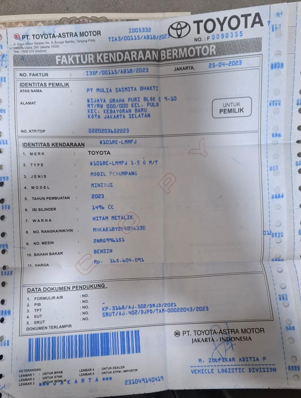 TOYOTA AVANZA