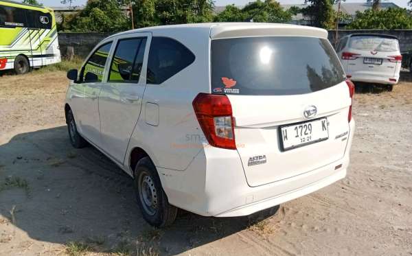 DAIHATSU  SIGRA